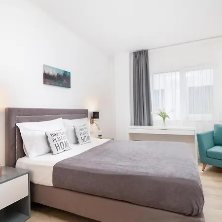 Charlotte Residence - 2 Bedrooms Apartment Oradea Chambre photo