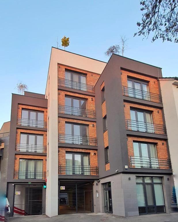 Charlotte - 2 Bedrooms Appartement Oradea