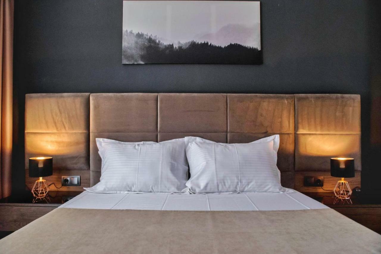 Charlotte - 2 Bedrooms